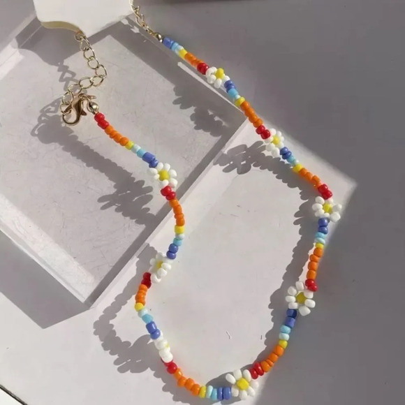 NEW! Dainty “Poppy” Beaded Rainbow Flower Necklace - Picture 7 of 11